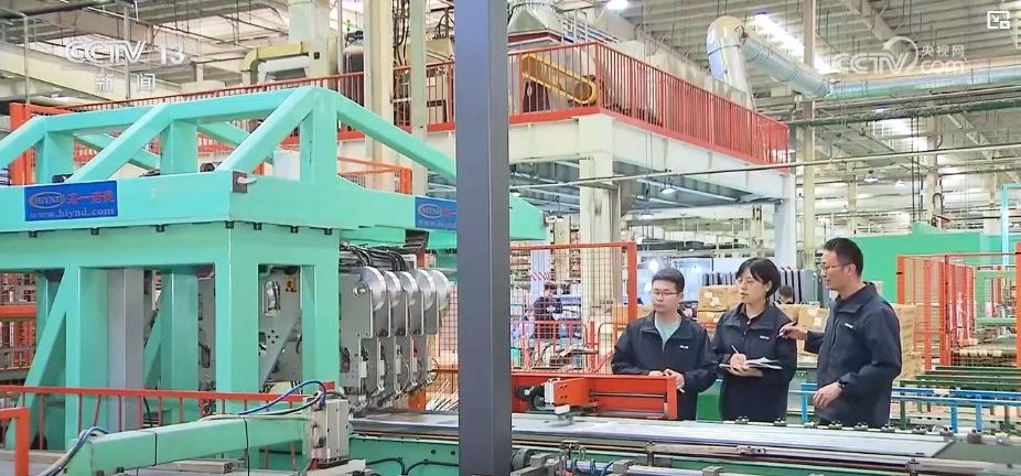 外貿(mào)取得歷史&ldquo;最好成績&rdquo; !政府&rarr;企業(yè)&ldquo;走出去&rdquo; 暢通&ldquo;新航路&rdquo;